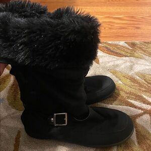 Black Fur-Lined Women's Boots